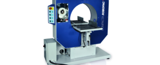 Horizontal stretch wrapping machines