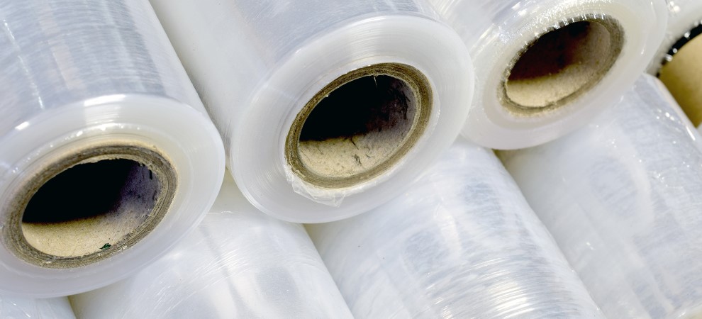 Stretch Wrap 101: What Is Industrial Plastic Wrap, Types of Plastic Stretch  Wrap, & How to Use